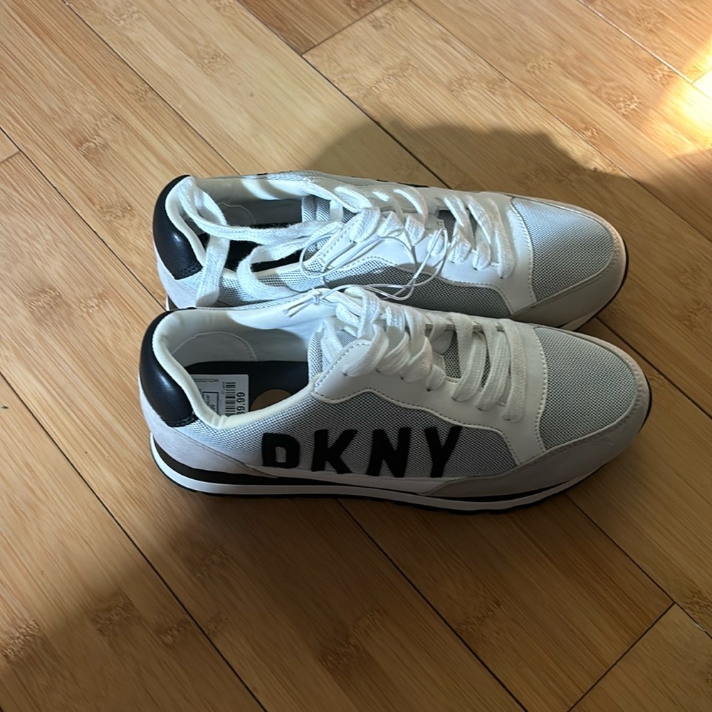 DKNY Sneakers Size 8